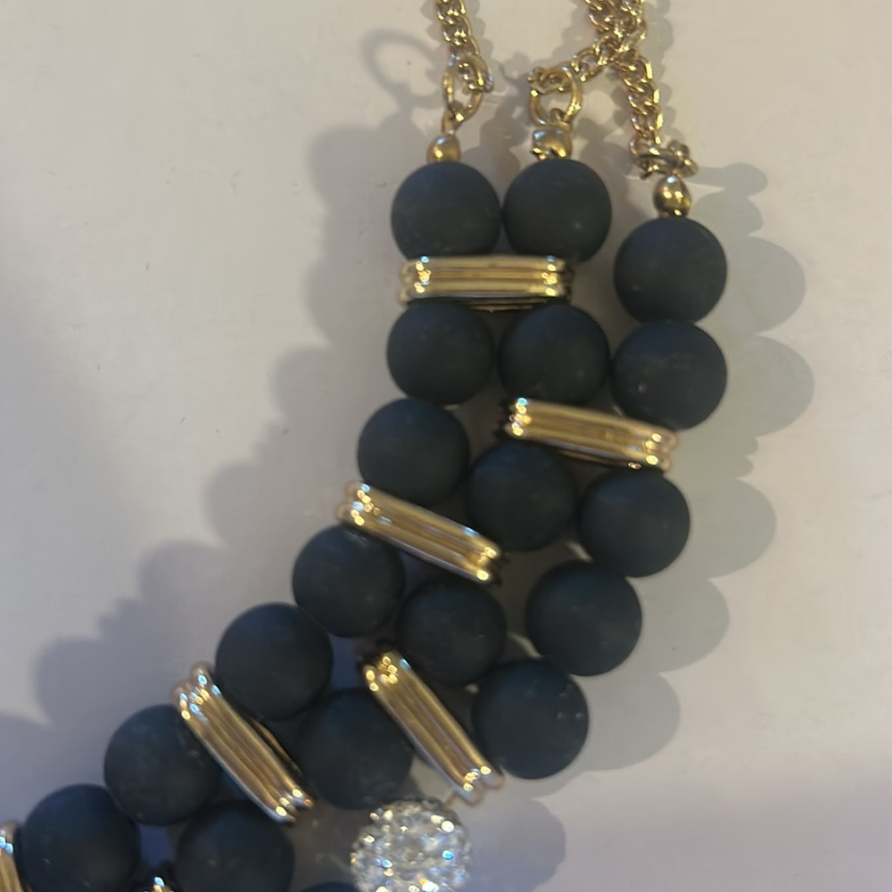 Daisy Fuentes Black Bead & Gold Rhinestone Accent Artistic Necklace NWT So CUTE! - Picture 4 of 6